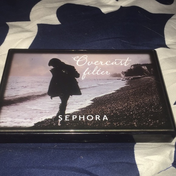 Overcast filter eyeshadow palette - Picture 2 of 3